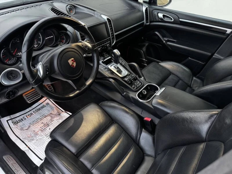 2013 Porsche 958 Cayenne Turbo - Image 10 of 19
