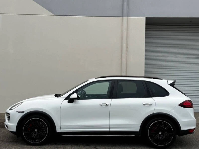 2013 Porsche 958 Cayenne Turbo - Image 6 of 19