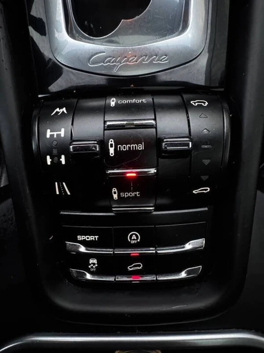 2013 Porsche 958 Cayenne Turbo - Image 17 of 19