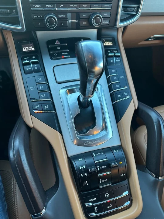 2013 Porsche 958 Cayenne Turbo - Image 15 of 20