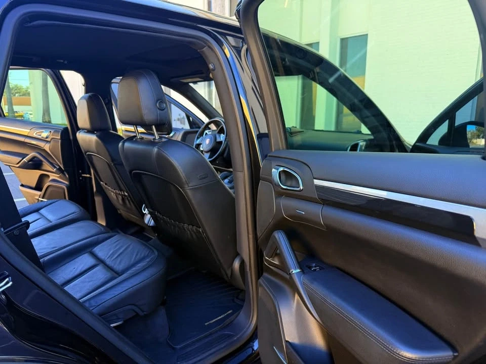 2013 Porsche 958 Cayenne Turbo - Image 11 of 19