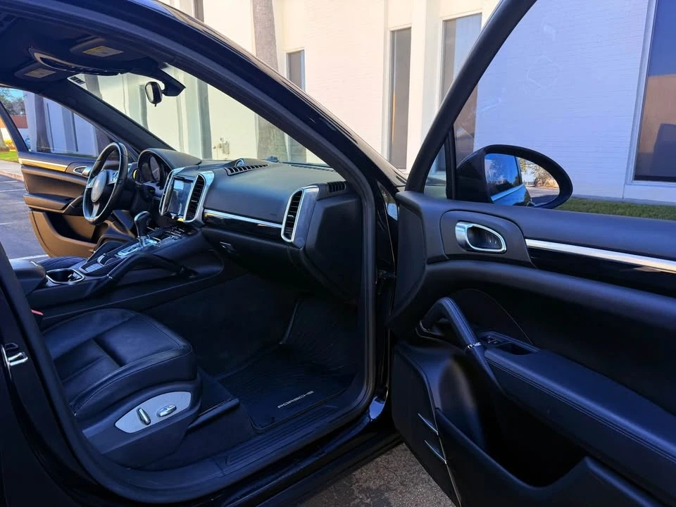 2013 Porsche 958 Cayenne Turbo - Image 12 of 19