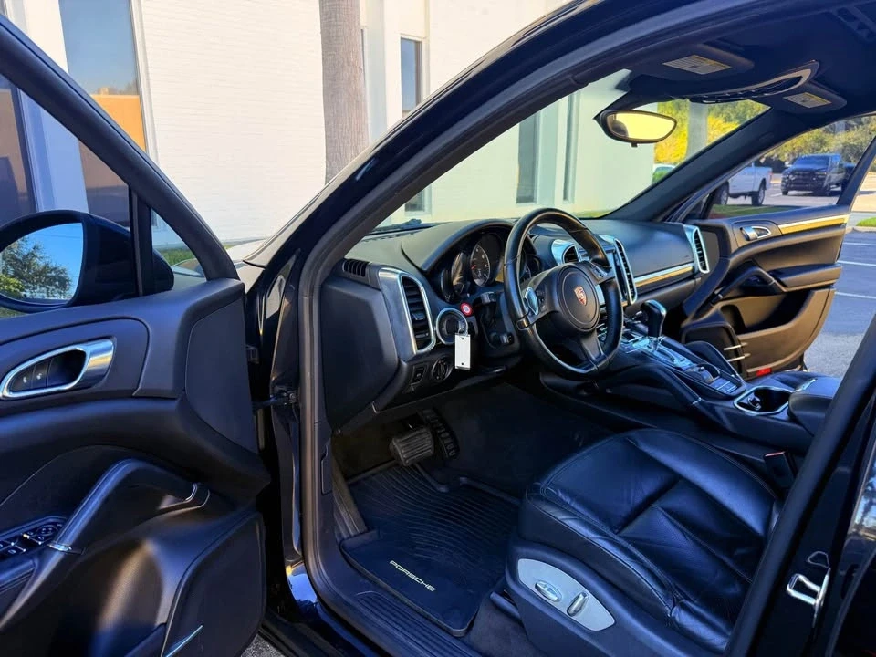 2013 Porsche 958 Cayenne Turbo - Image 8 of 19