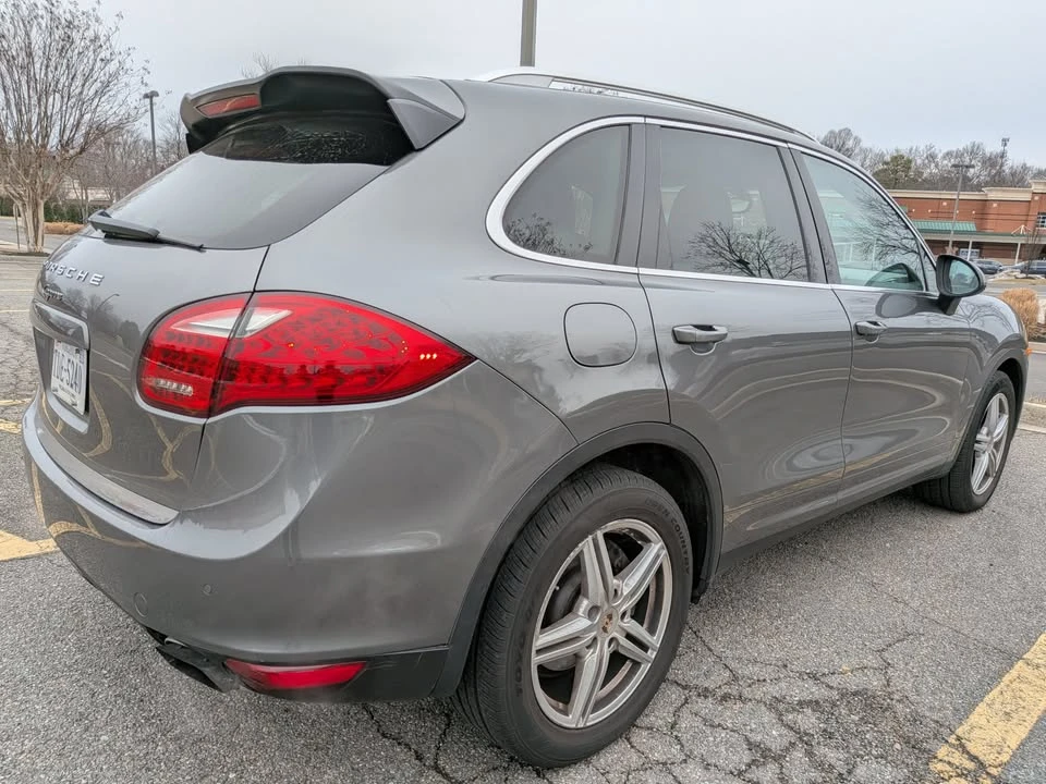 2013 Porsche 958 Cayenne - Image 4 of 17
