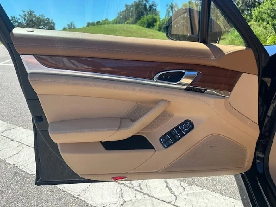 2013 Porsche 970 Panamera - Image 9 of 18