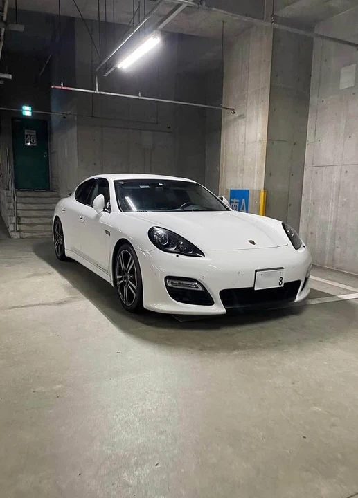 2013 Porsche 970 Panamera - Image 10 of 10