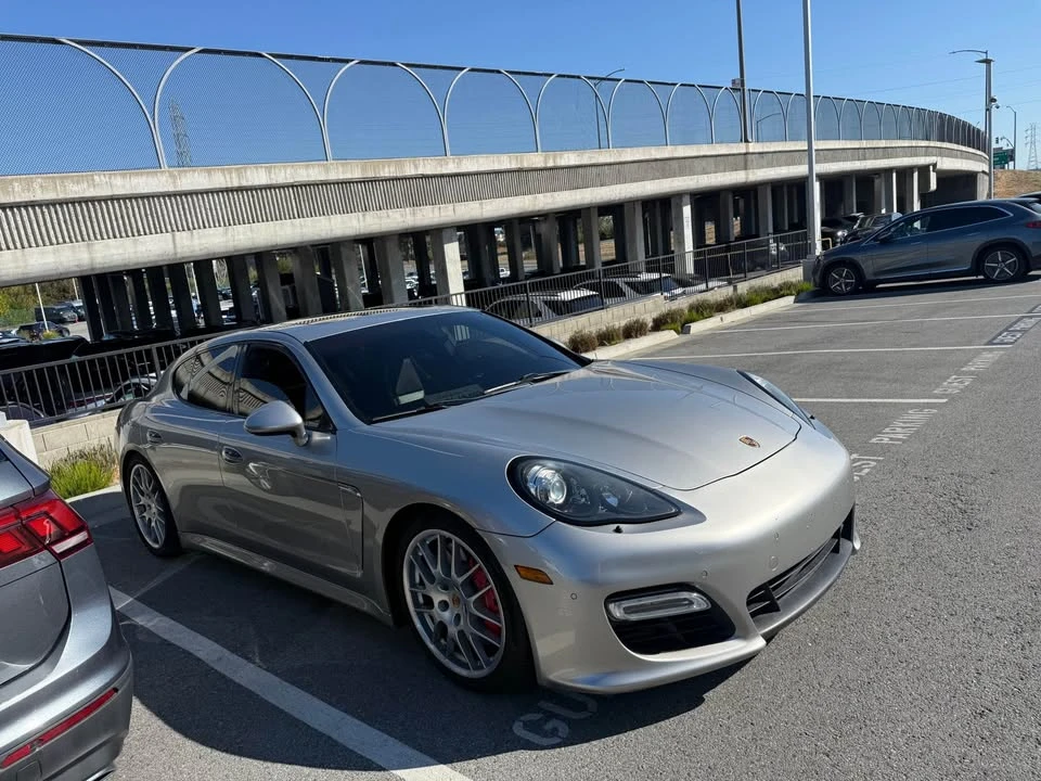 2013 Porsche 970 Panamera GTS - Image 3 of 17
