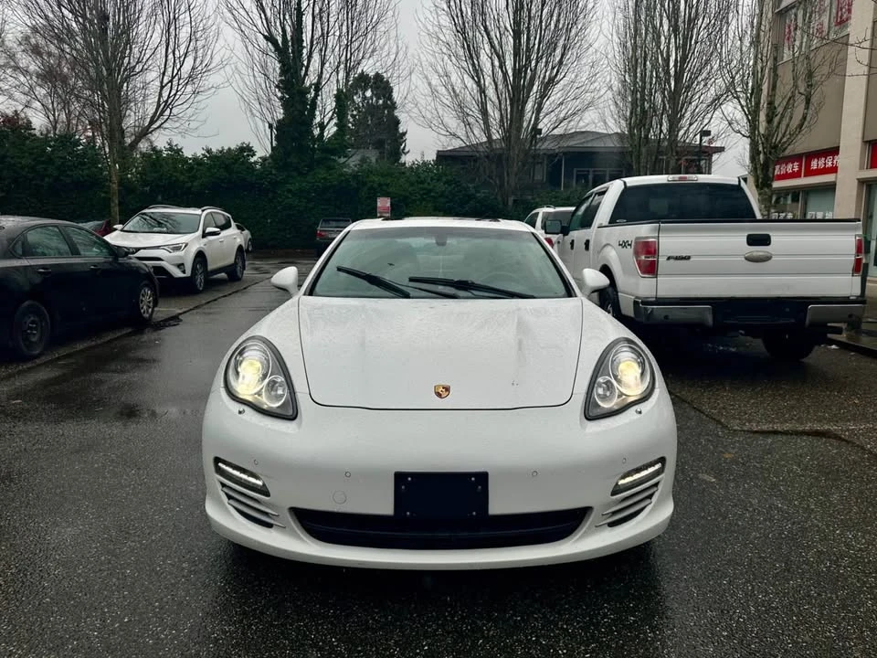 2013 Porsche 970 Panamera - Image 2 of 15