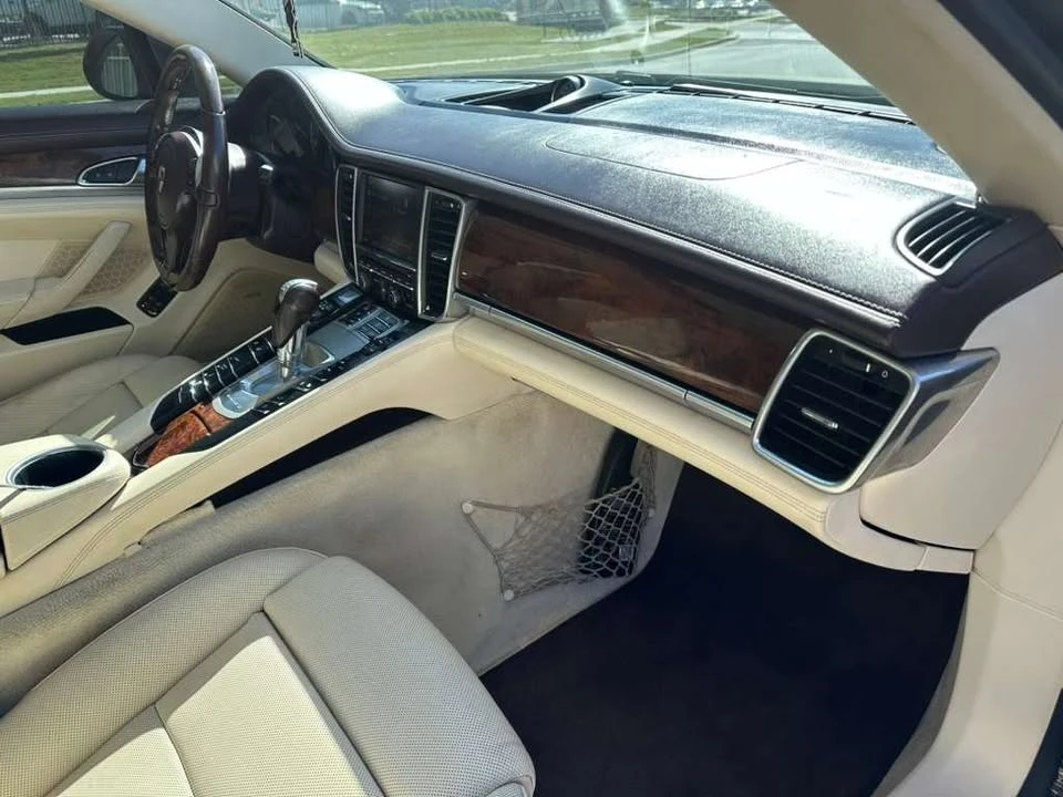 2013 Porsche 970 Panamera - Image 9 of 19
