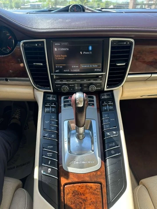 2013 Porsche 970 Panamera - Image 16 of 19