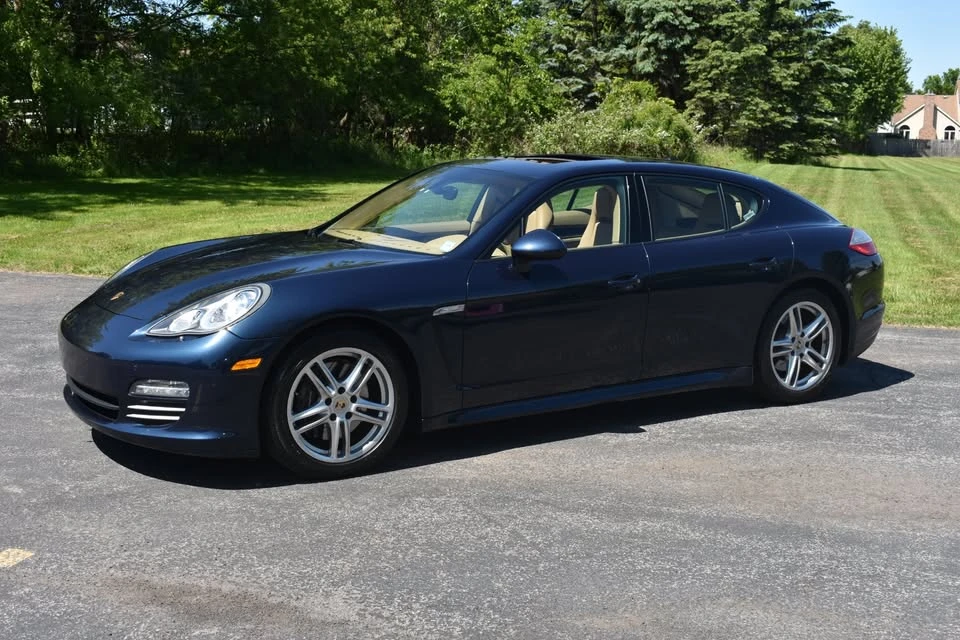2013 Porsche 970 Panamera - Image 2 of 20