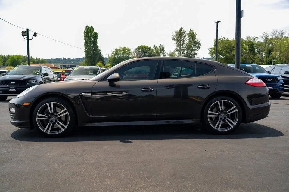 2013 Porsche 970 Panamera - Image 2 of 9