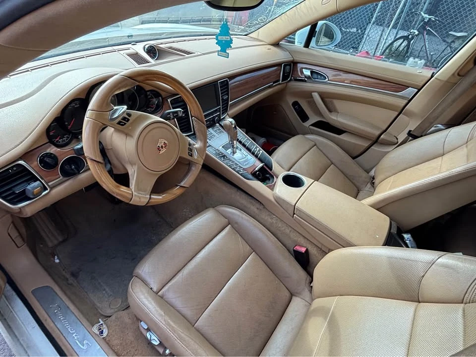 2013 Porsche 970 Panamera - Image 16 of 17