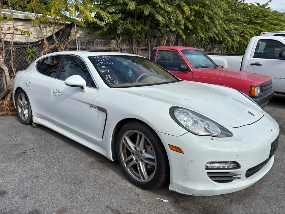 2013 Porsche 970 Panamera - Image 10 of 17