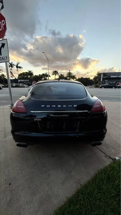 2013 Porsche 970 Panamera - Image 5 of 11