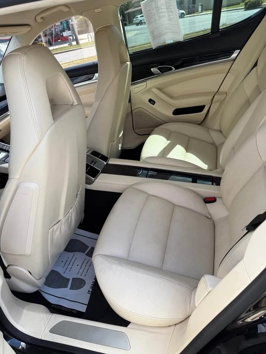 2013 Porsche 970 Panamera - Image 10 of 17
