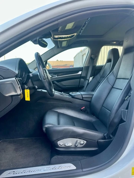 2013 Porsche 970 Panamera - Image 19 of 20