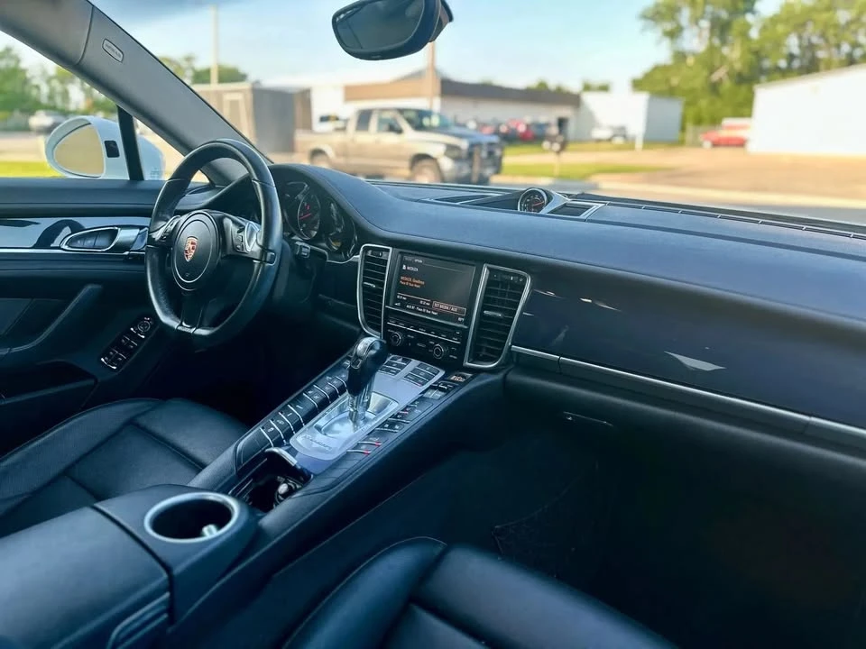 2013 Porsche 970 Panamera - Image 19 of 20
