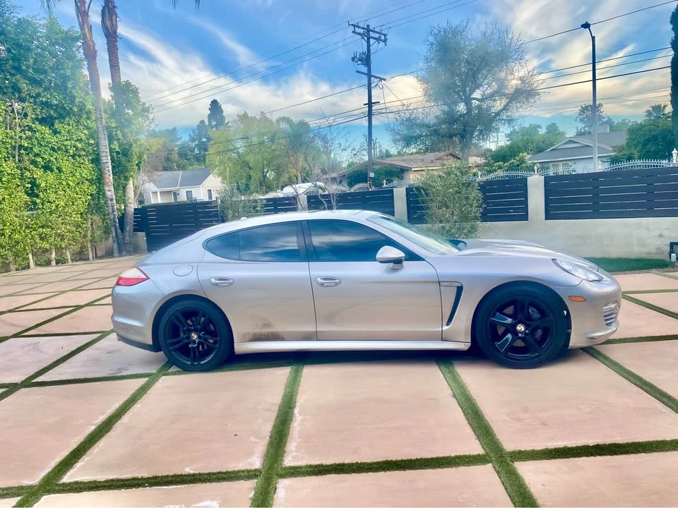 2013 Porsche 970 Panamera - Image 2 of 12