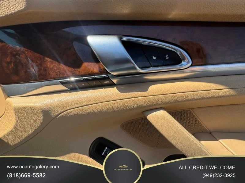 2013 Porsche 970 Panamera - Image 18 of 19