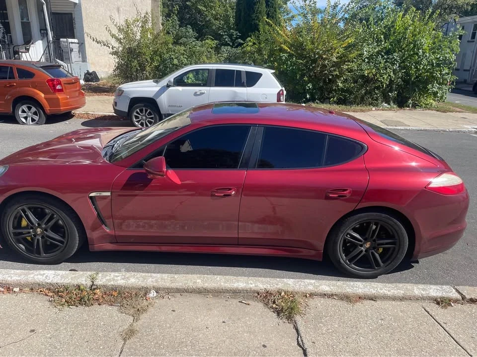 2013 Porsche 970 Panamera 4S - Image 2 of 3