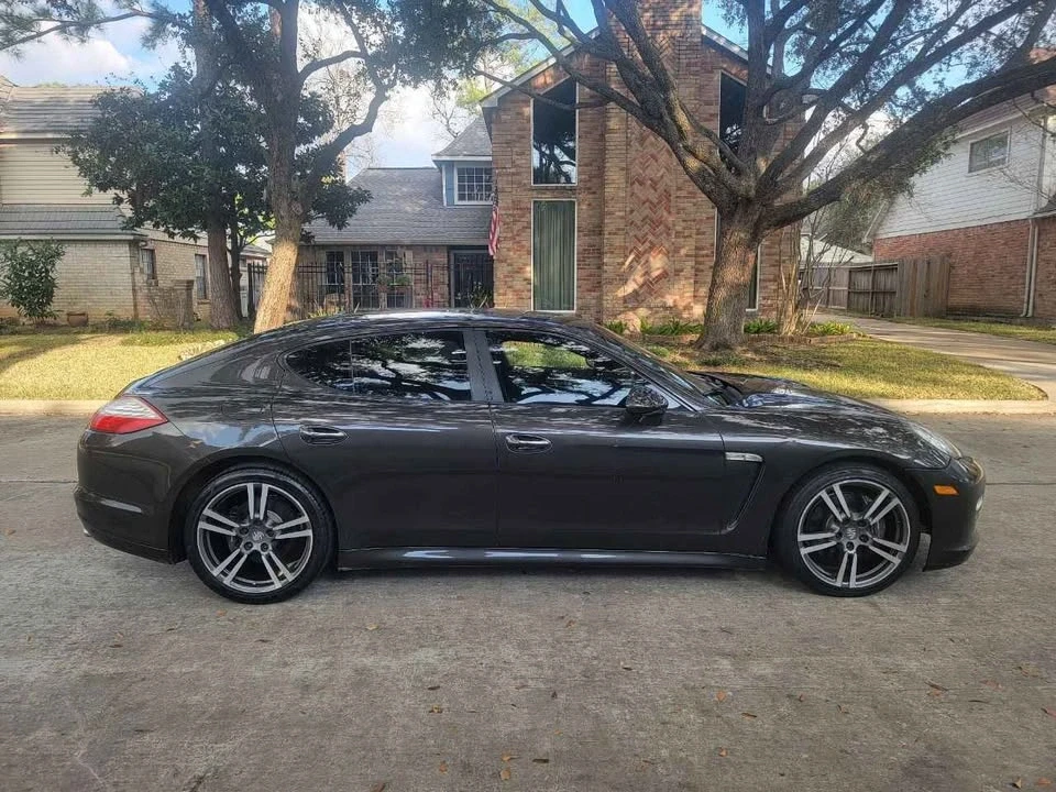 2013 Porsche 970 Panamera - Image 2 of 11