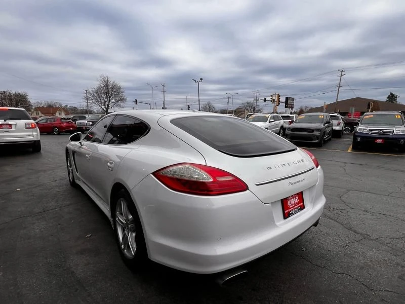 2013 Porsche 970 Panamera - Image 17 of 20