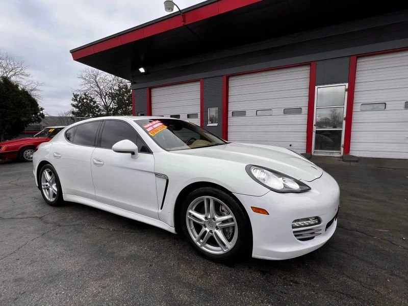 2013 Porsche 970 Panamera - Image 2 of 19