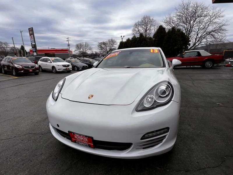 2013 Porsche 970 Panamera - Image 6 of 19