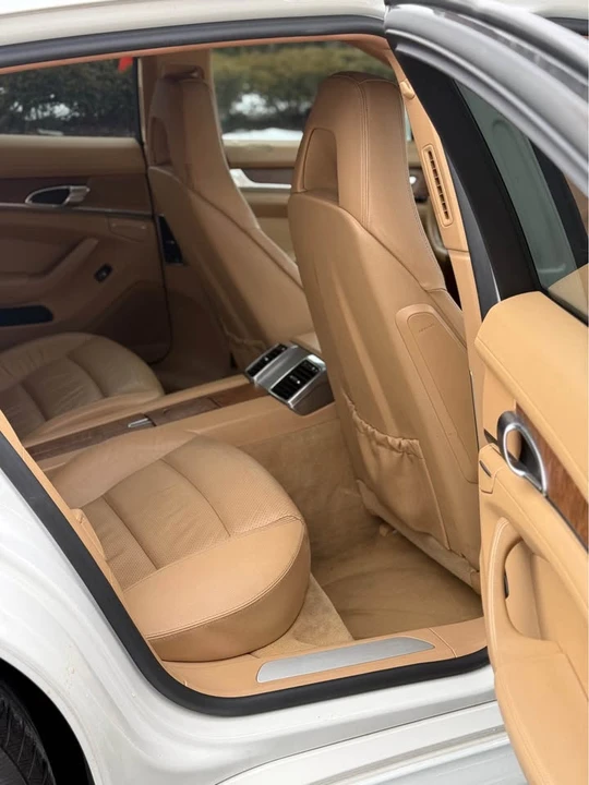 2013 Porsche 970 Panamera - Image 10 of 12