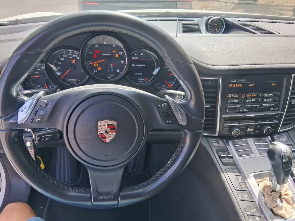 2013 Porsche 970 Panamera - Image 5 of 7
