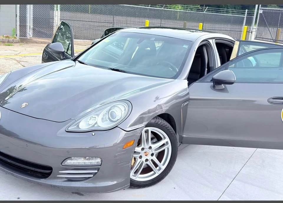 2013 Porsche 970 Panamera - Image 6 of 20