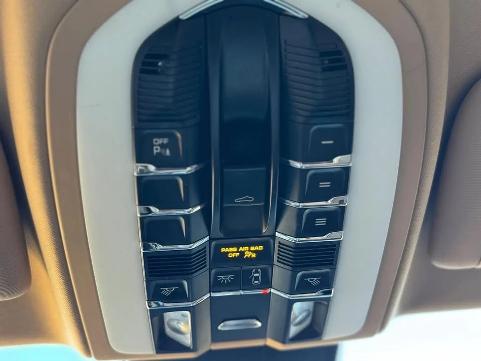 2013 Porsche 970 Panamera - Image 19 of 19