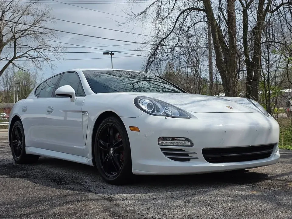 2013 Porsche 970 Panamera - Image 3 of 20
