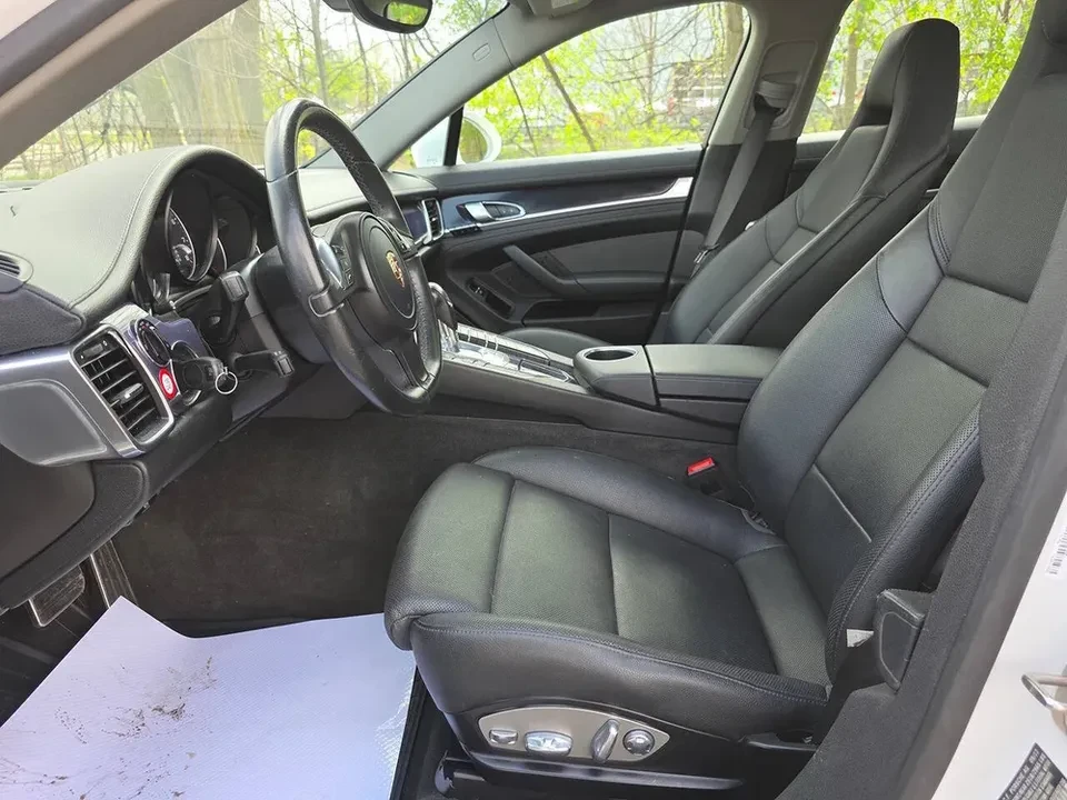 2013 Porsche 970 Panamera - Image 10 of 20