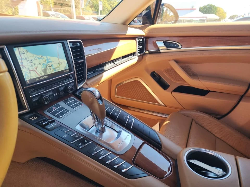 2013 Porsche 970 Panamera 4S - Image 17 of 18
