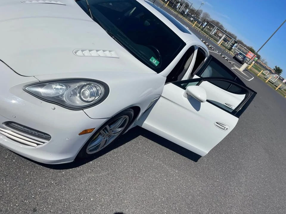 2013 Porsche 970 Panamera 4S - Image 2 of 6
