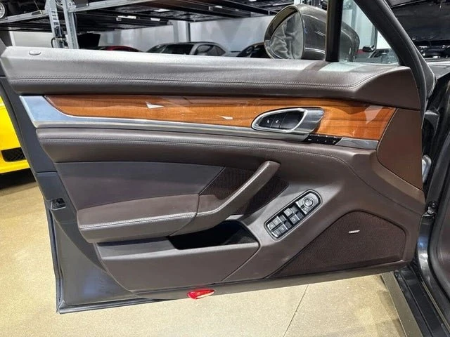 2013 Porsche 970 Panamera 4S - Image 8 of 19