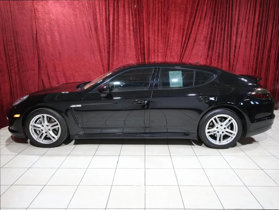 2013 Porsche 970 Panamera - Image 2 of 17