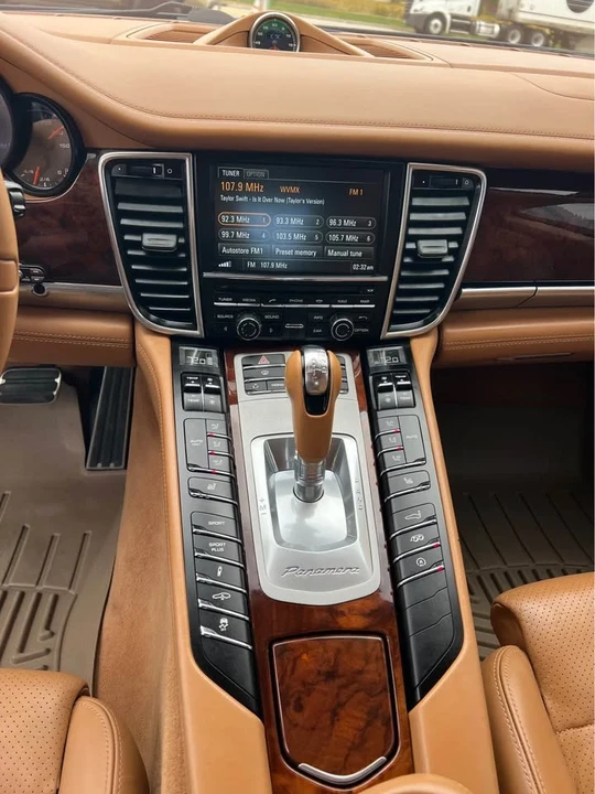 2013 Porsche 970 Panamera GTS - Image 15 of 17