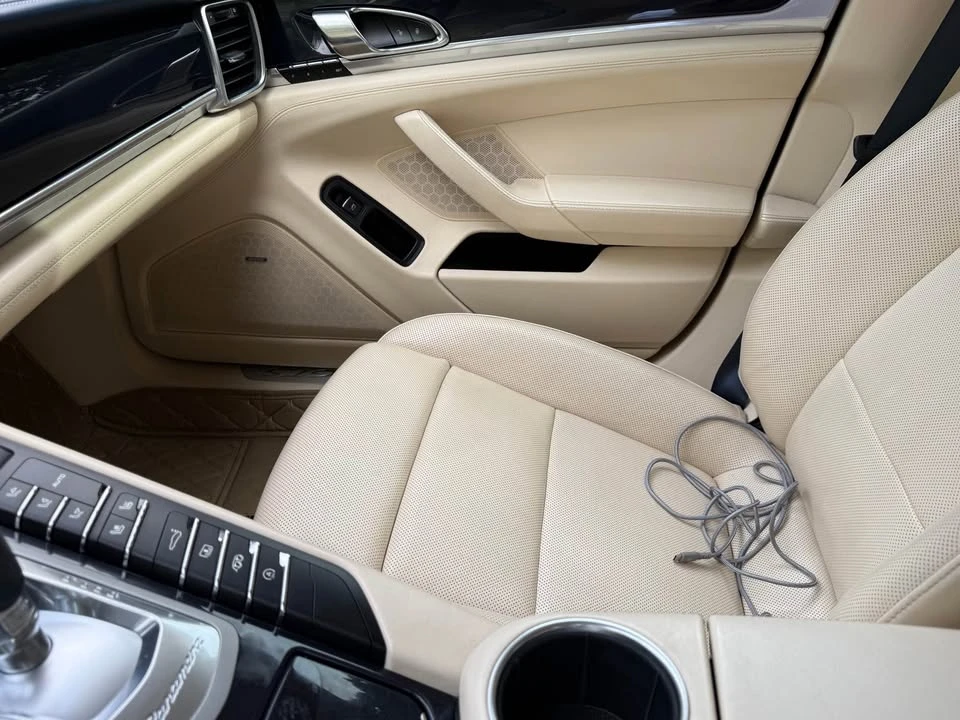 2013 Porsche 970 Panamera GTS - Image 18 of 20