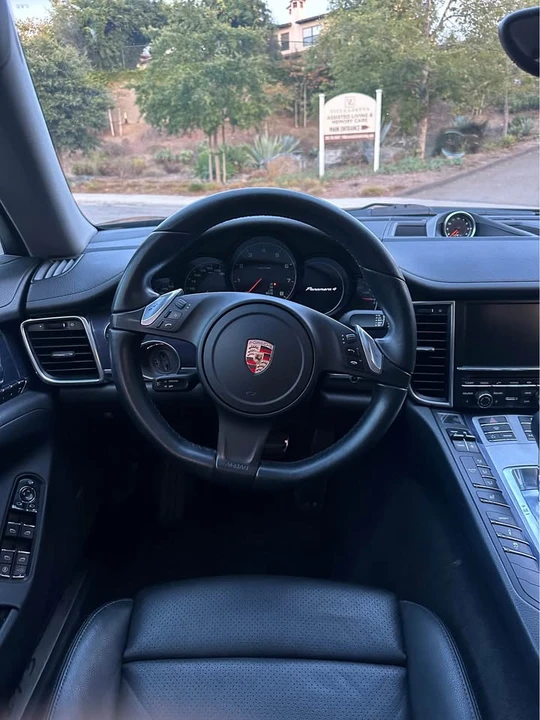 2013 Porsche 970 Panamera - Image 10 of 19