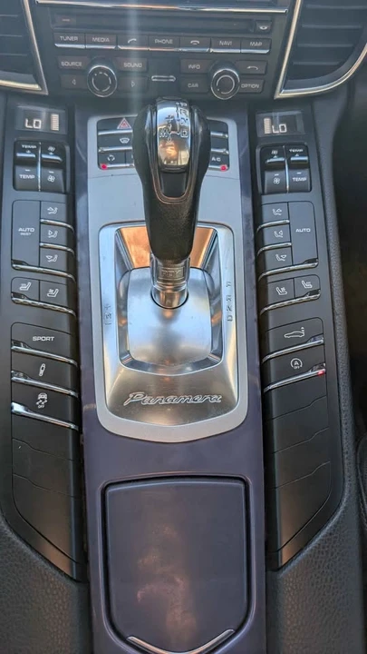 2013 Porsche 970 Panamera - Image 12 of 17