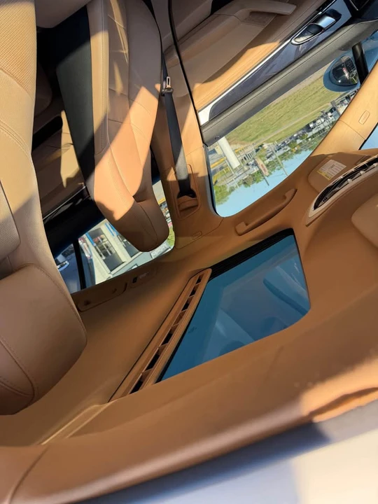 2013 Porsche 970 Panamera - Image 18 of 19