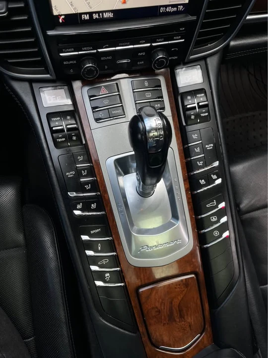 2013 Porsche 970 Panamera Turbo - Image 17 of 19