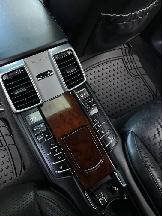2013 Porsche 970 Panamera Turbo - Image 10 of 19