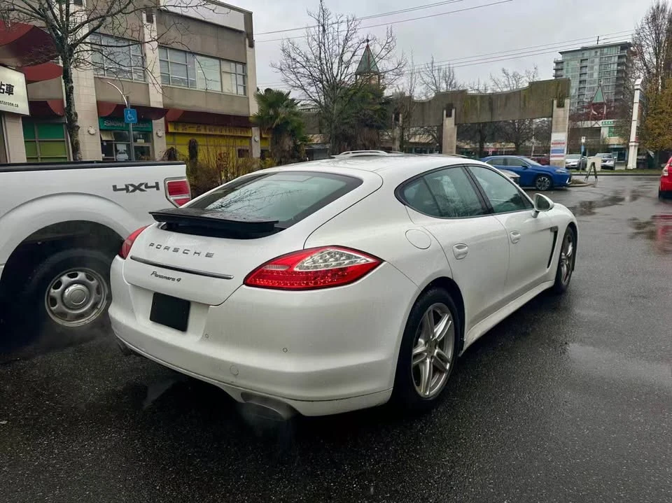 2013 Porsche 970 Panamera - Image 4 of 7