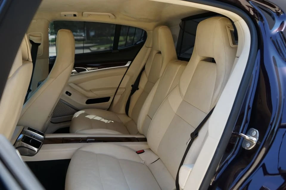 2013 Porsche 970 Panamera GTS - Image 10 of 10