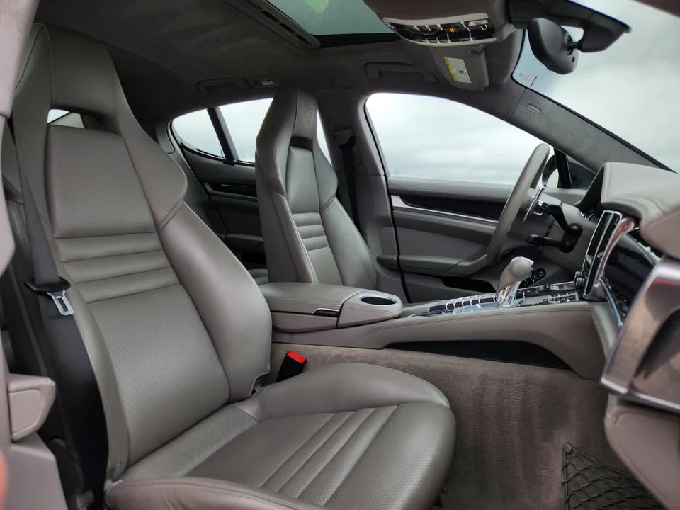 2013 Porsche 970 Panamera GTS - Image 9 of 20