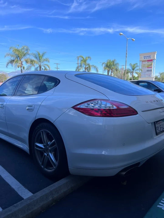 2013 Porsche 970 Panamera - Image 3 of 13
